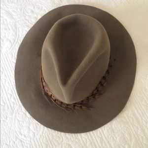 Worth & Worth hat. Perfect condition